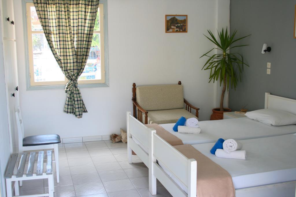 George Apartments Livadia  Екстер'єр фото
